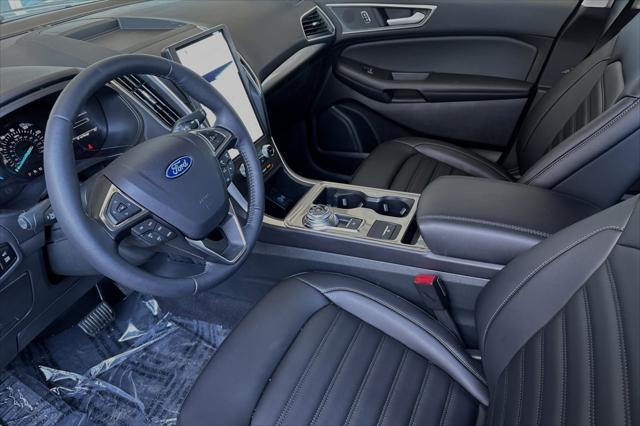 new 2024 Ford Edge car, priced at $40,101