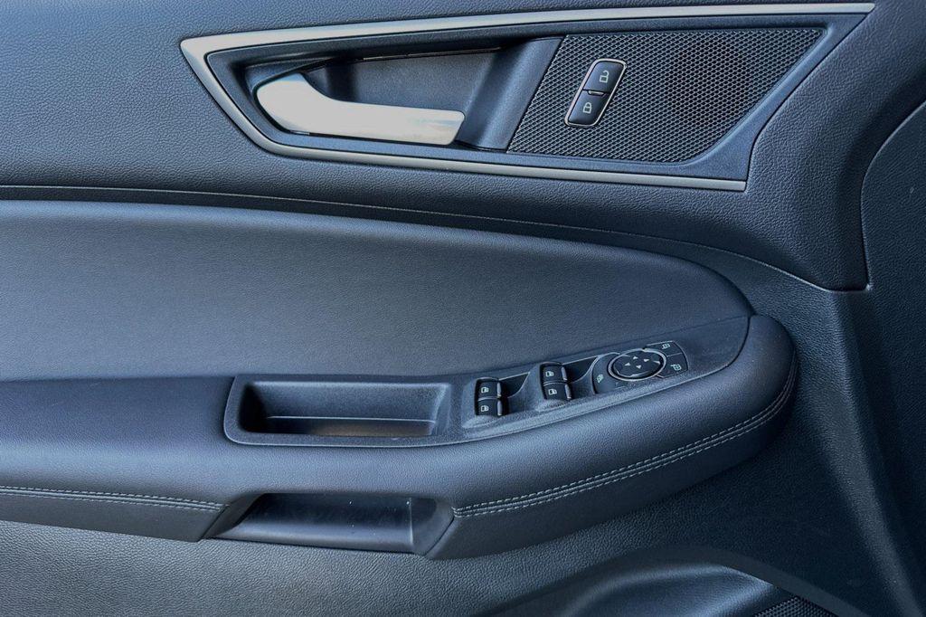 new 2024 Ford Edge car, priced at $41,601