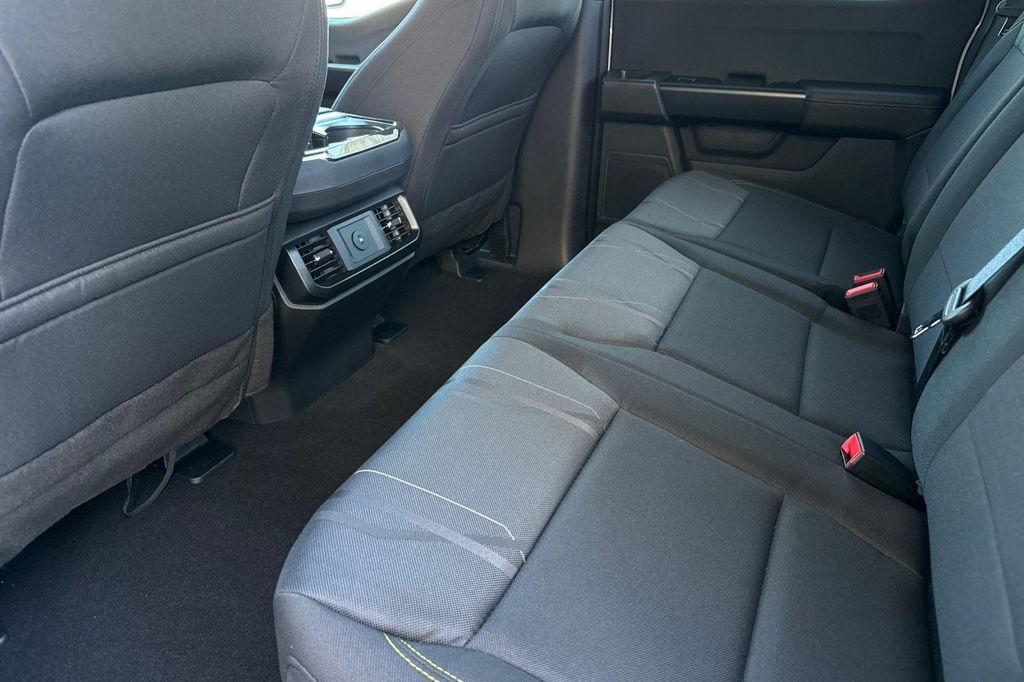 new 2025 Ford F-150 car, priced at $44,175