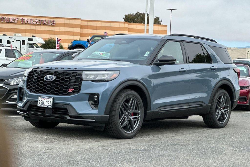 new 2025 Ford Explorer car, priced at $60,525