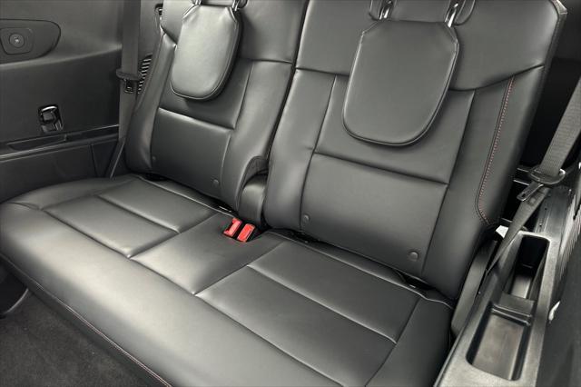 new 2025 Ford Explorer car, priced at $57,386