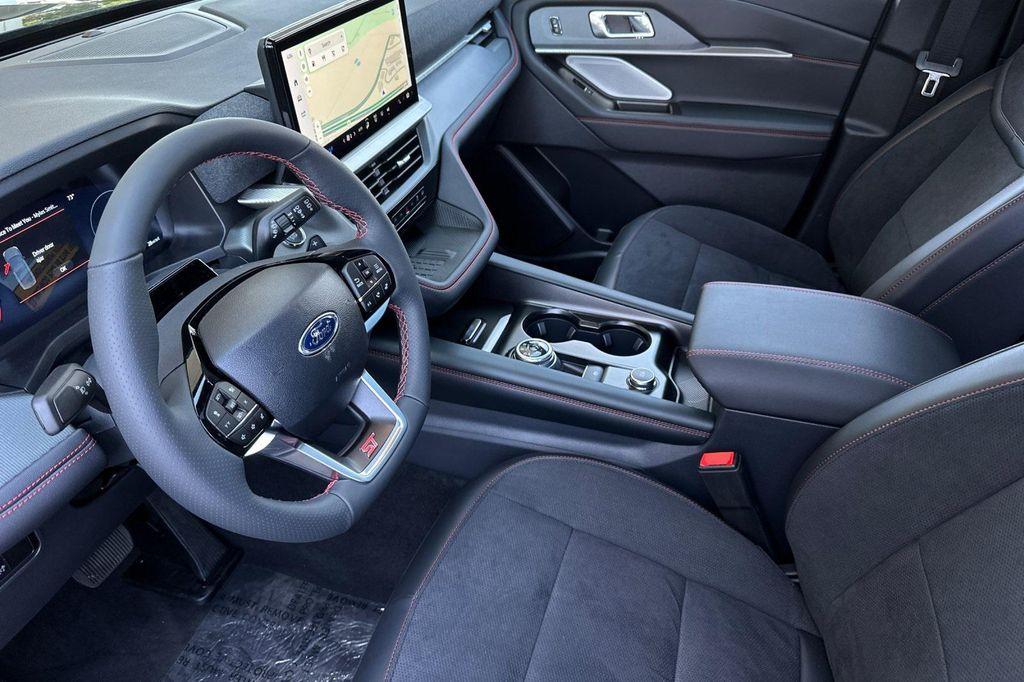 new 2025 Ford Explorer car, priced at $55,510