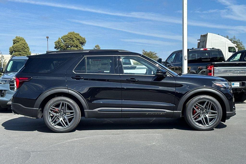 new 2025 Ford Explorer car, priced at $55,510