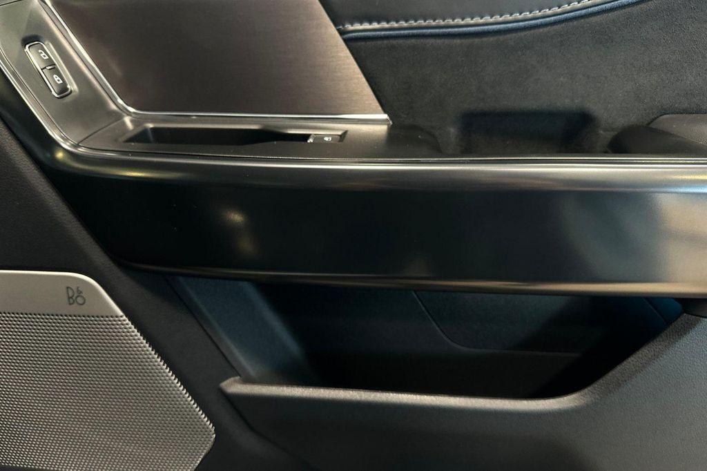 new 2025 Ford F-150 car, priced at $73,711