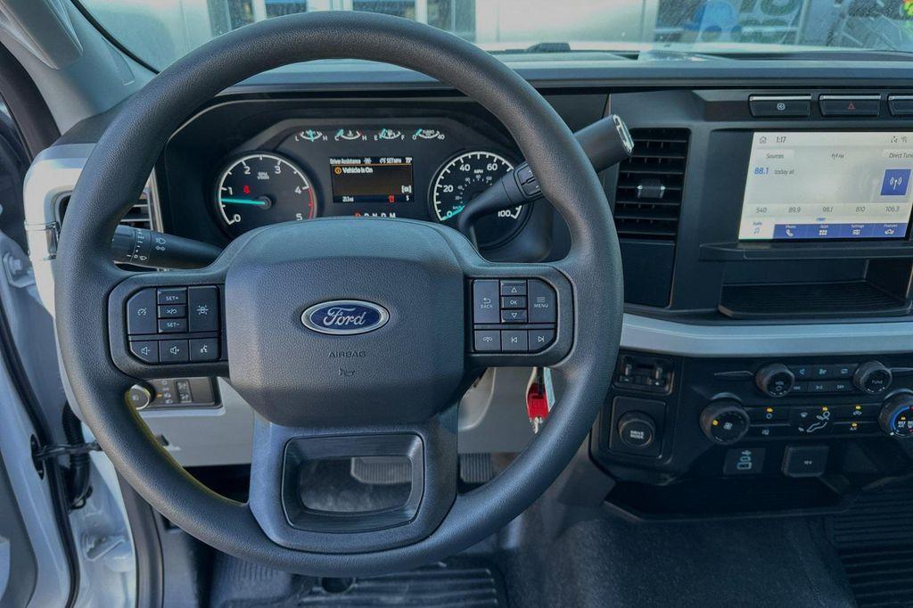 new 2024 Ford F-450 car, priced at $70,223