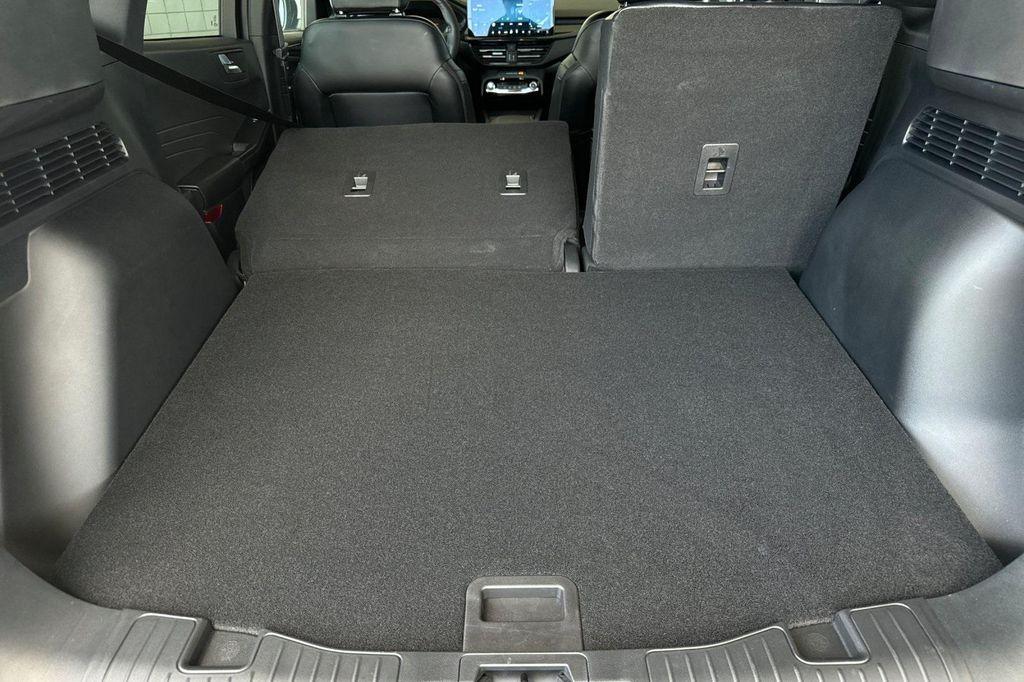 new 2025 Ford Escape car, priced at $28,133