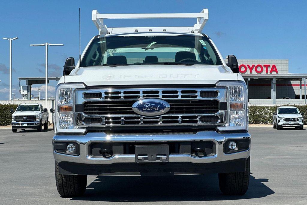 new 2025 Ford F-350 car, priced at $67,273
