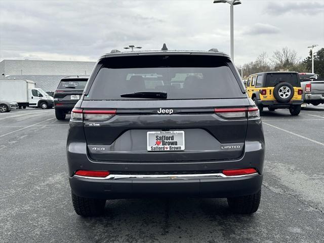 new 2024 Jeep Grand Cherokee car, priced at $49,041