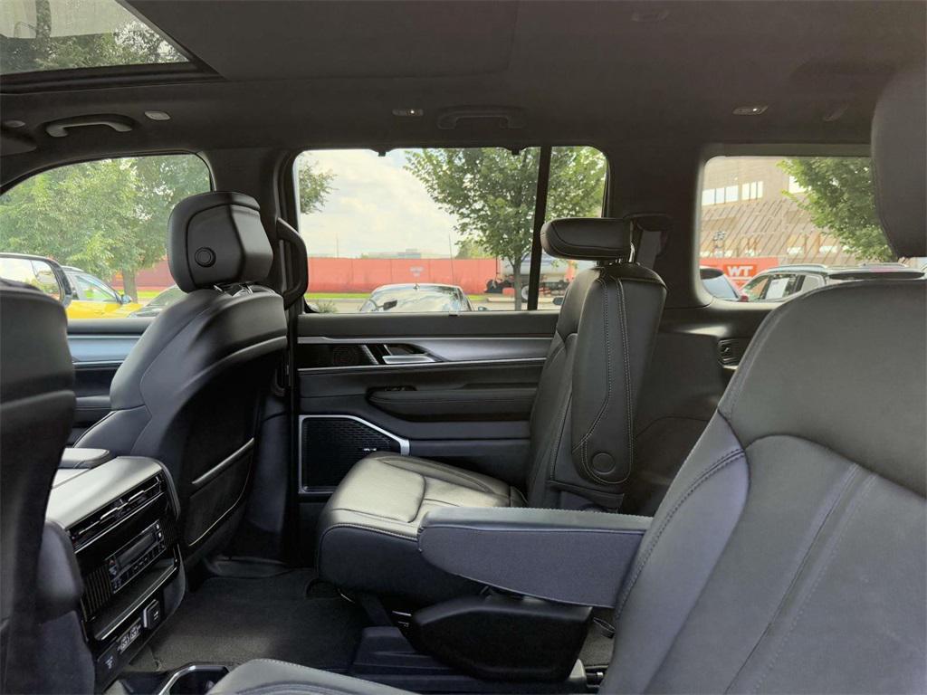 new 2025 Jeep Wagoneer car, priced at $69,278