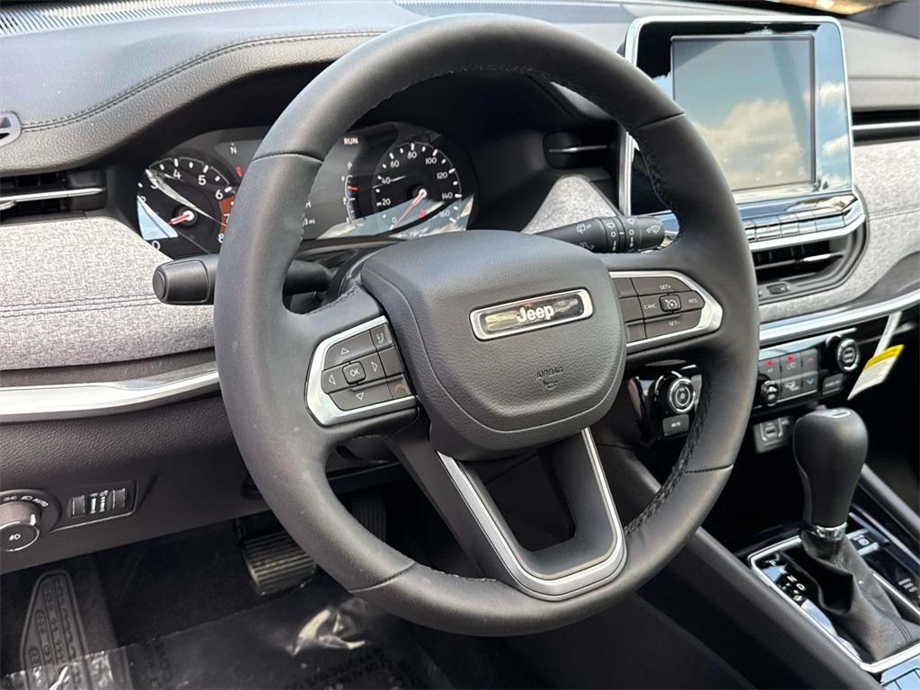 used 2025 Jeep Compass car, priced at $25,750