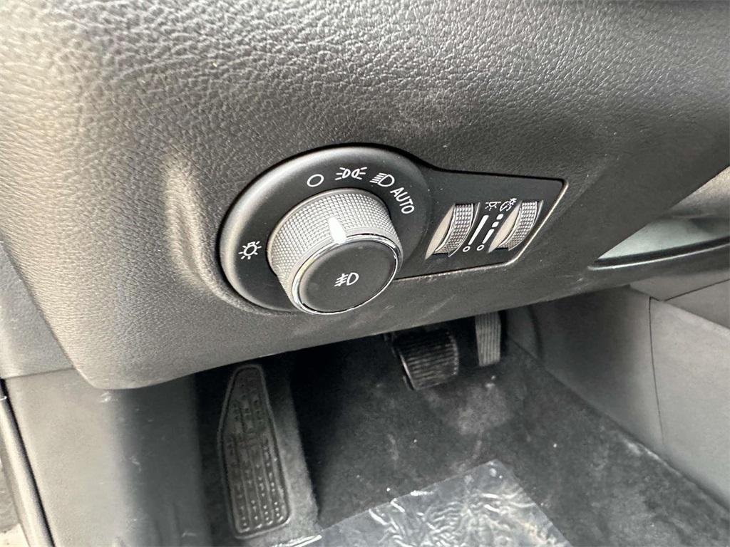 new 2025 Jeep Compass car, priced at $32,955