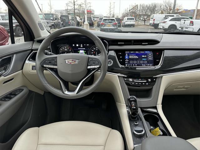 used 2022 Cadillac XT6 car, priced at $29,998