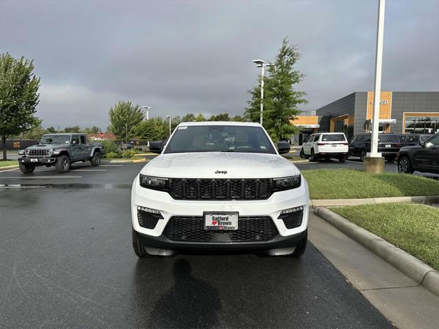 new 2024 Jeep Grand Cherokee car, priced at $47,744