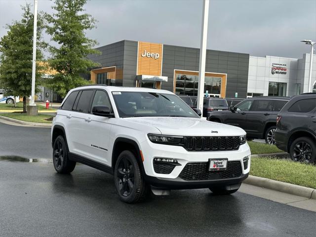 new 2024 Jeep Grand Cherokee car, priced at $47,744