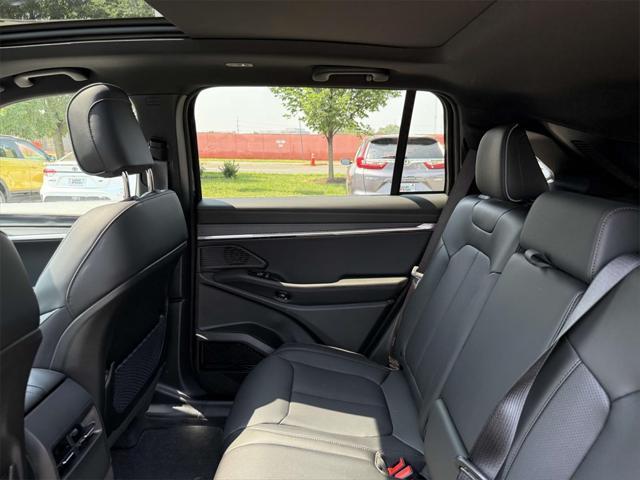 new 2025 Jeep Wagoneer S car, priced at $45,031