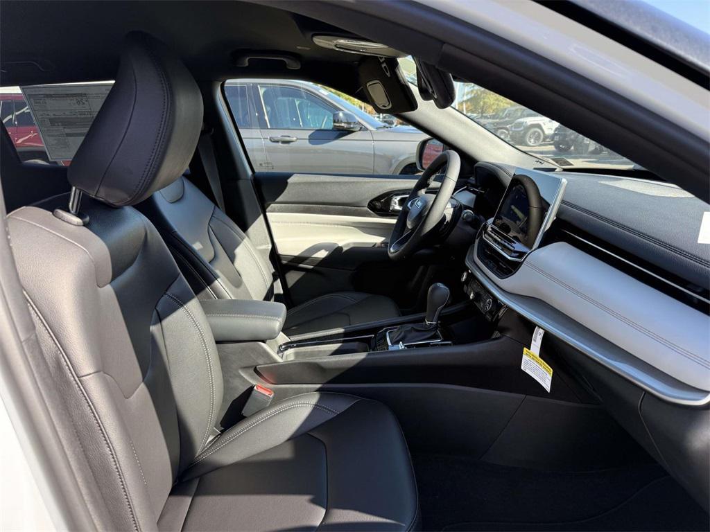 new 2026 Jeep Compass car, priced at $30,958