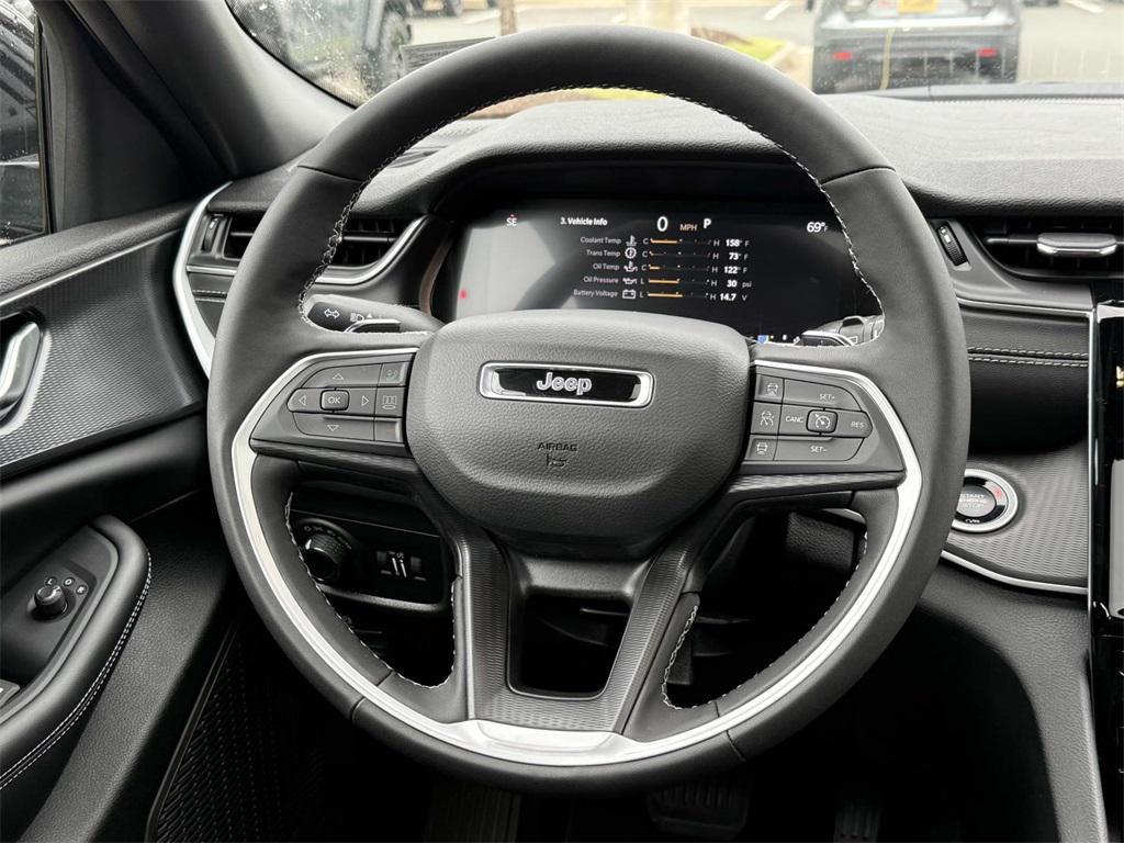 new 2025 Jeep Grand Cherokee L car, priced at $44,403