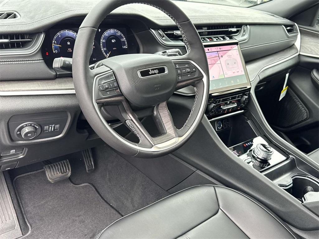 new 2025 Jeep Grand Cherokee L car, priced at $46,969