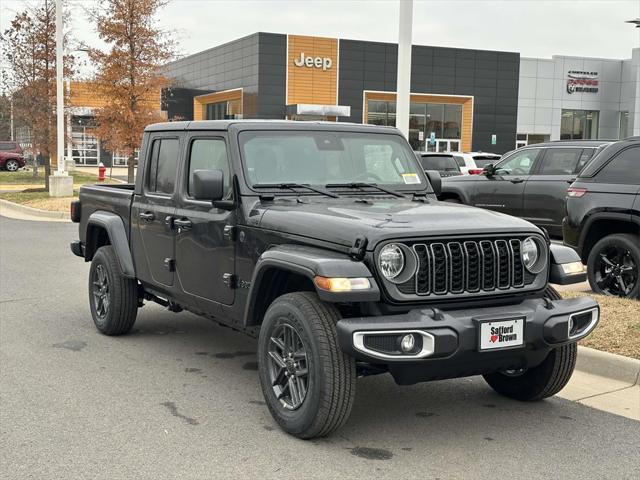 new 2025 Jeep Gladiator car, priced at $43,005