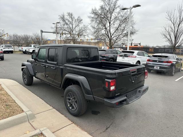 new 2025 Jeep Gladiator car, priced at $42,605