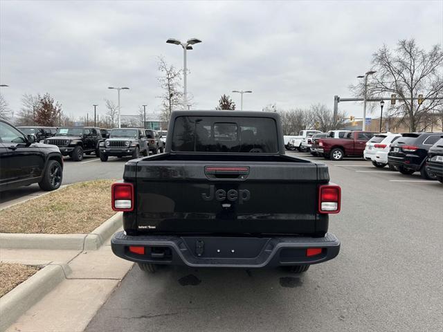 new 2025 Jeep Gladiator car, priced at $42,605