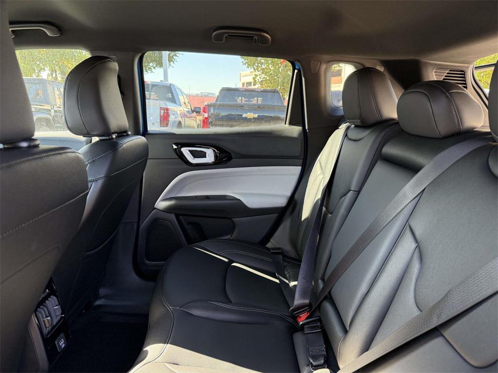 new 2026 Jeep Compass car, priced at $30,423