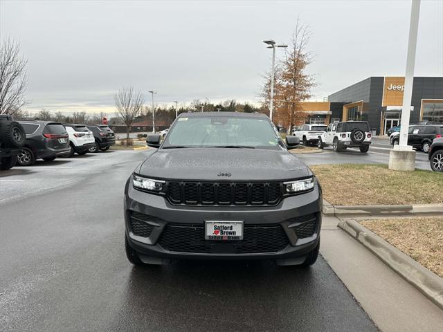 new 2025 Jeep Grand Cherokee car, priced at $41,605