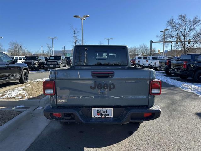 new 2025 Jeep Gladiator car, priced at $42,605