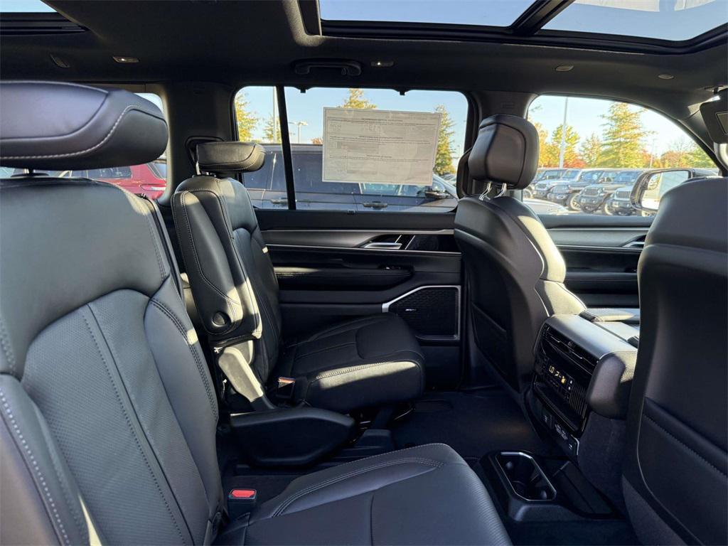 new 2025 Jeep Wagoneer car, priced at $73,501