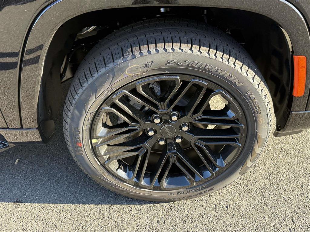 new 2025 Jeep Wagoneer car, priced at $73,501