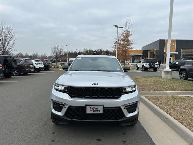 new 2025 Jeep Grand Cherokee car, priced at $48,405