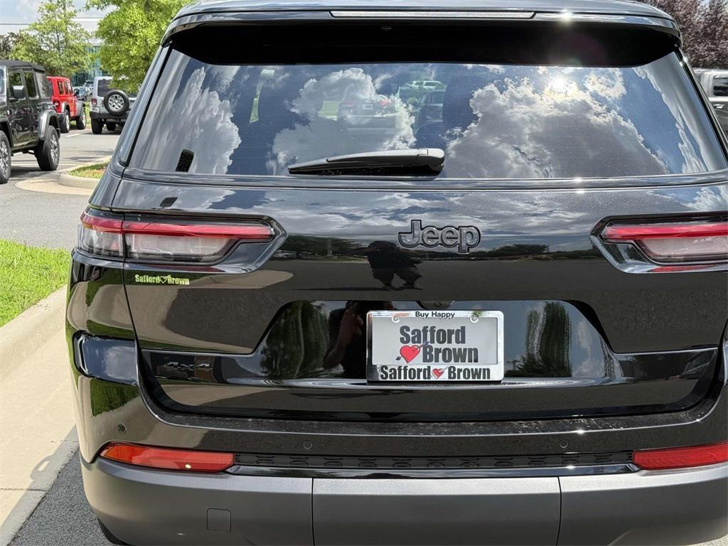 new 2025 Jeep Grand Cherokee L car, priced at $42,916