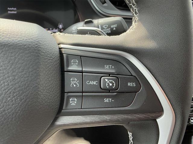 new 2025 Jeep Grand Cherokee L car, priced at $49,582