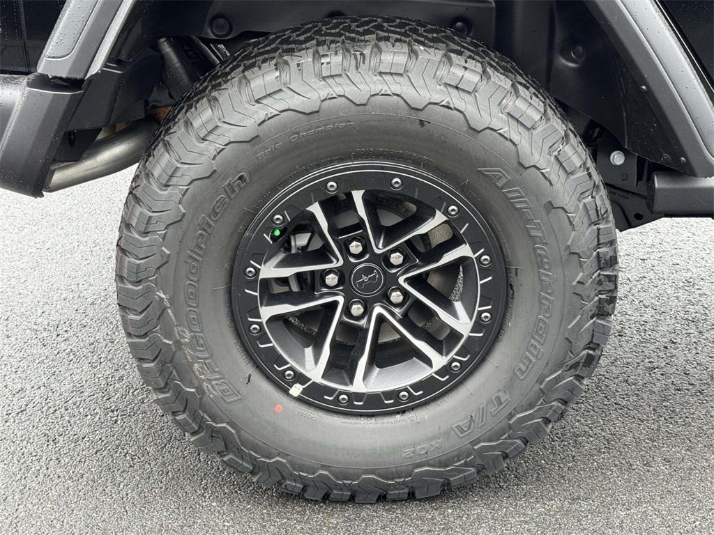 new 2025 Jeep Wrangler car, priced at $48,384