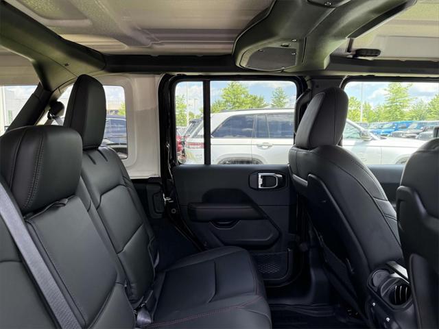 new 2025 Jeep Wrangler car, priced at $54,174