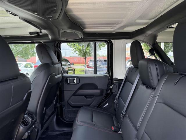 new 2025 Jeep Wrangler car, priced at $54,174