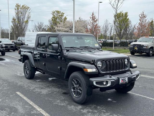 new 2024 Jeep Gladiator car, priced at $44,068