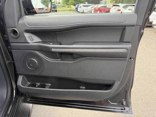 used 2024 Ford Expedition car, priced at $55,998