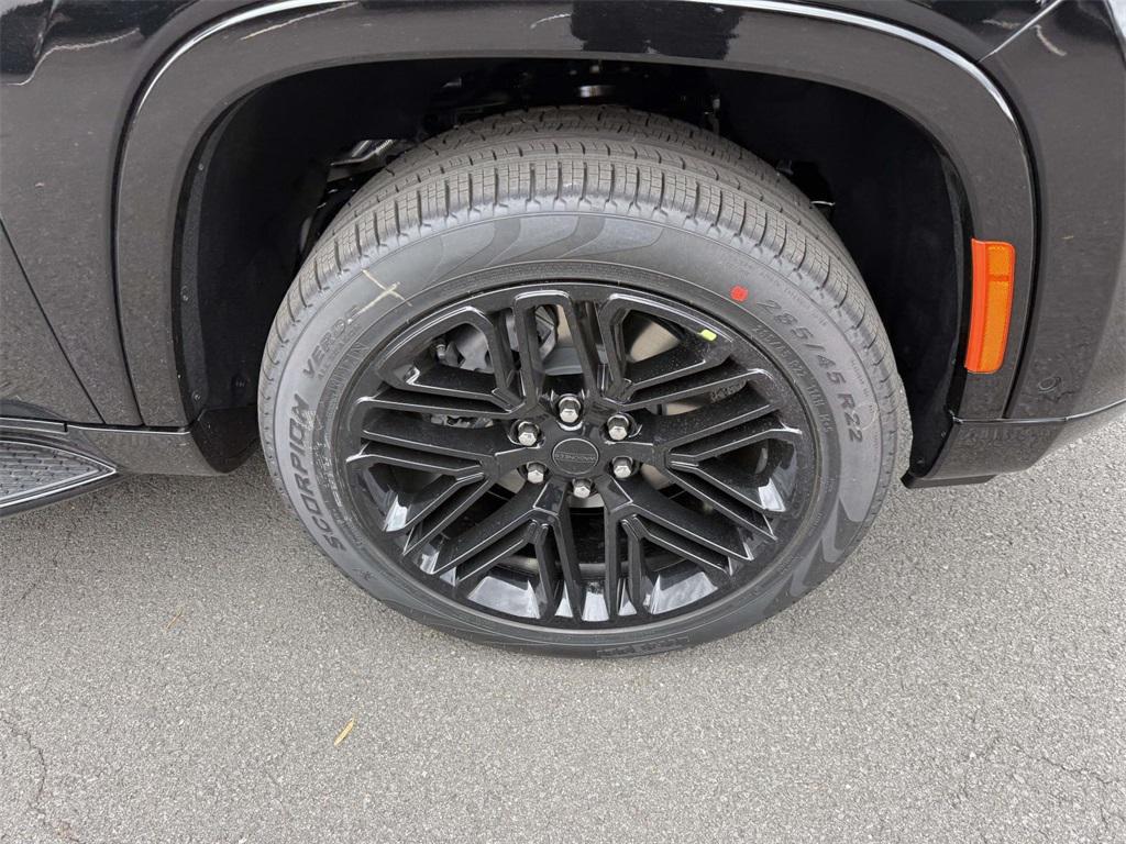 new 2025 Jeep Wagoneer L car, priced at $74,644