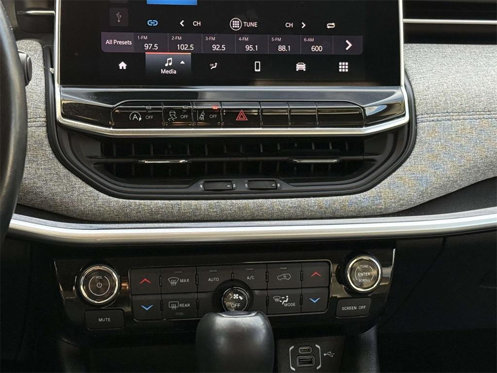 used 2022 Jeep Compass car, priced at $19,995