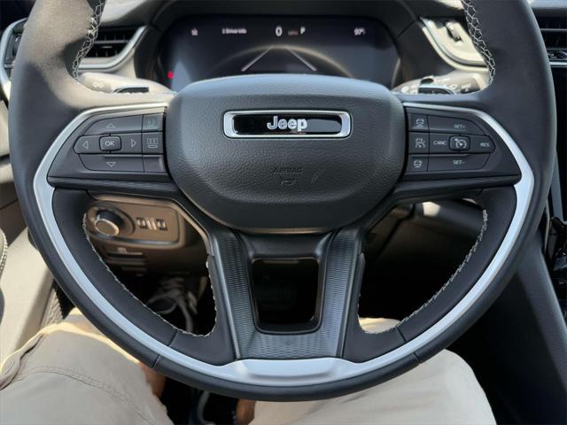 new 2025 Jeep Grand Cherokee car, priced at $39,185