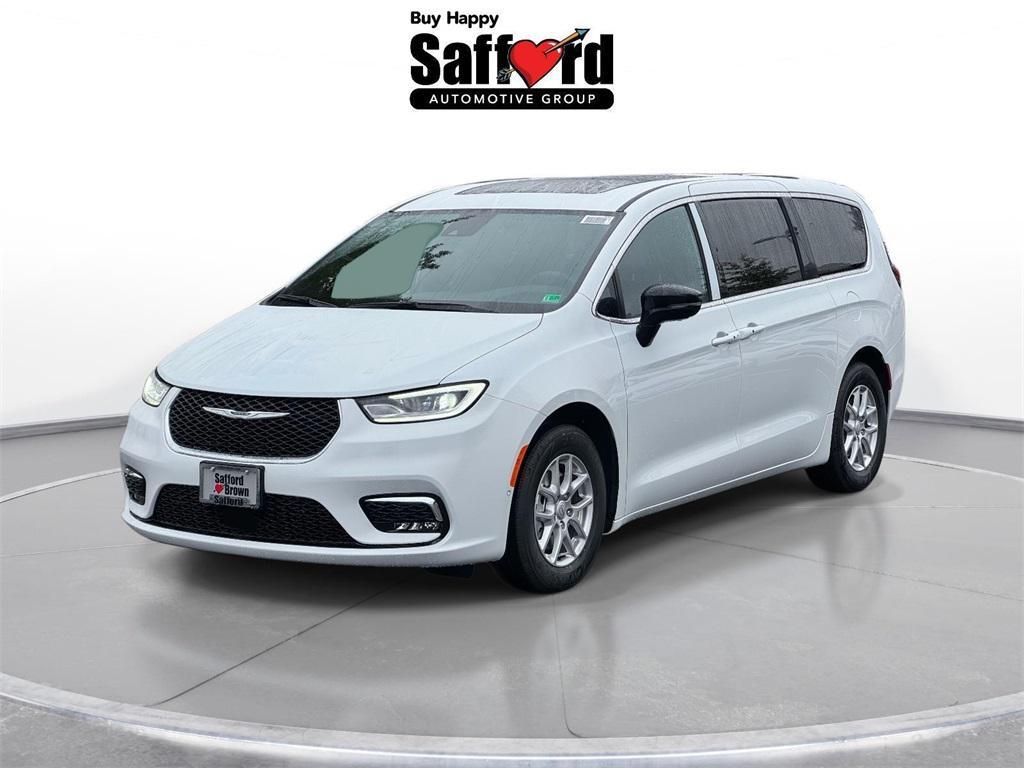 new 2026 Chrysler Pacifica car, priced at $41,446