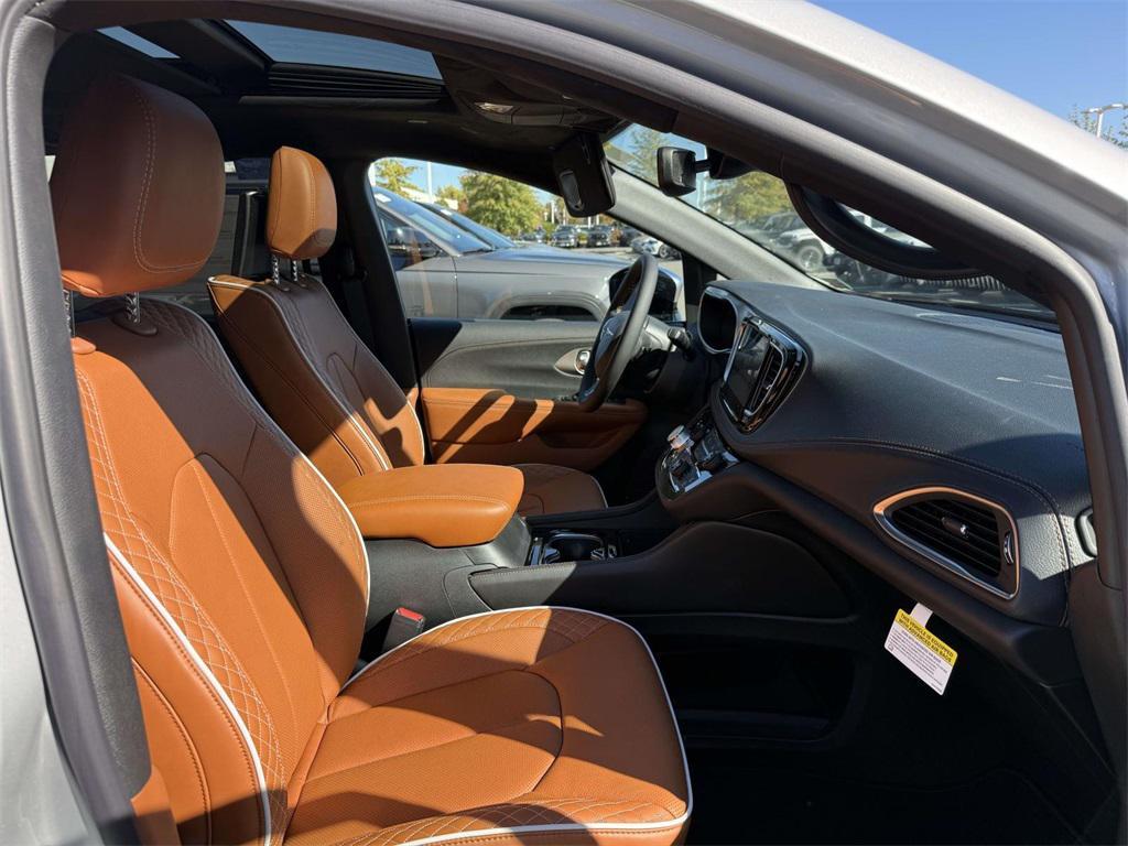 new 2026 Chrysler Pacifica car, priced at $50,102