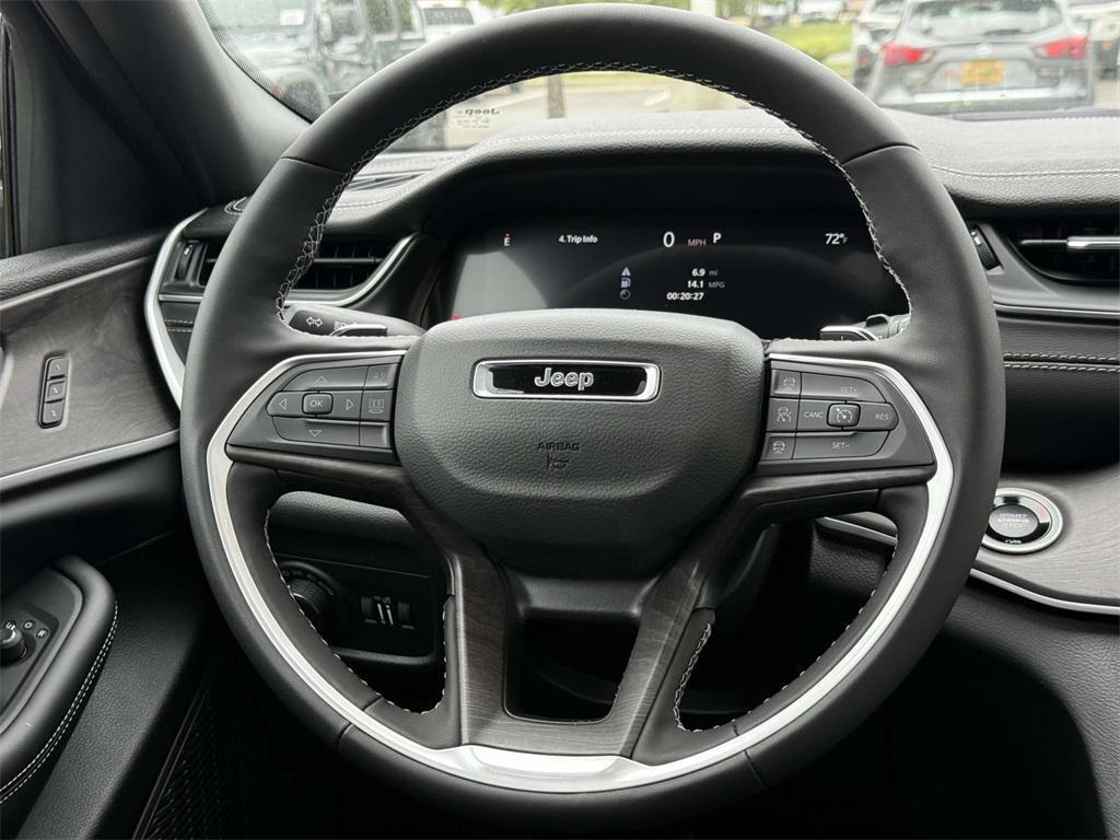 new 2025 Jeep Grand Cherokee L car, priced at $47,685