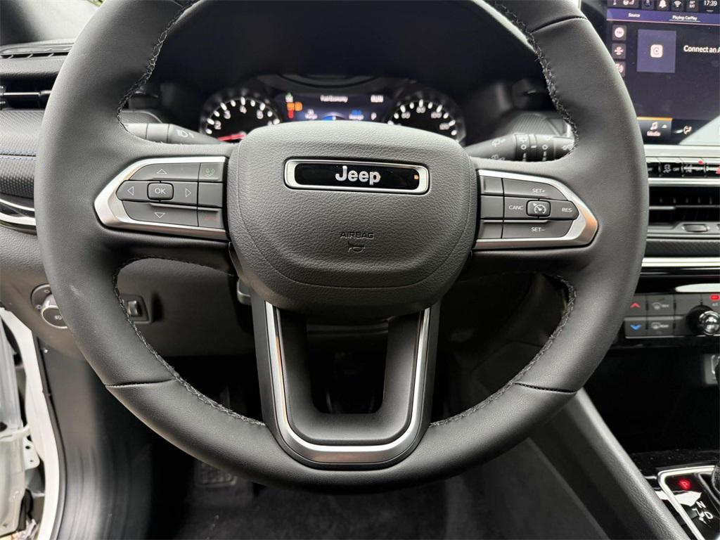 new 2025 Jeep Compass car, priced at $26,336
