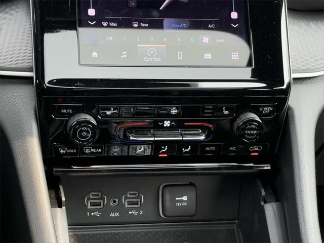 new 2025 Jeep Grand Cherokee L car, priced at $41,547