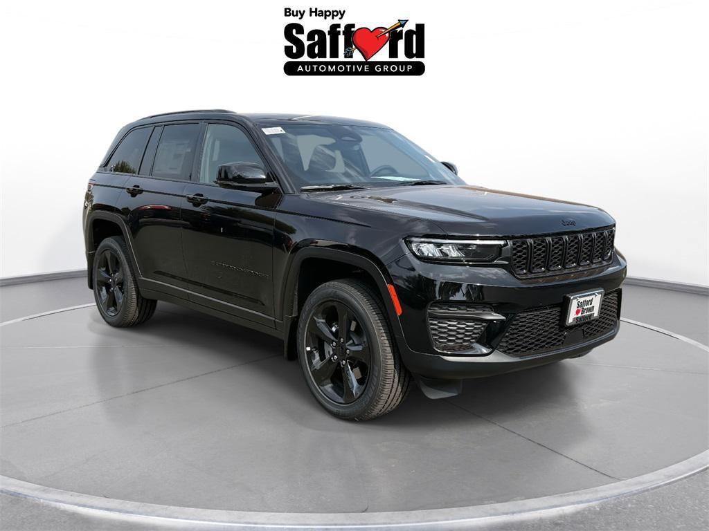 new 2025 Jeep Grand Cherokee car, priced at $39,694