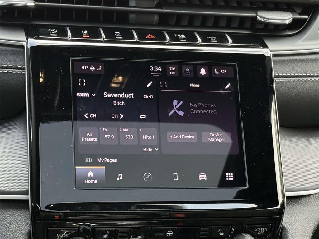 new 2025 Jeep Grand Cherokee car, priced at $40,295