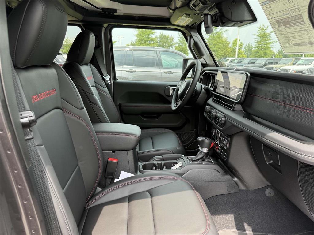 new 2025 Jeep Gladiator car, priced at $52,270