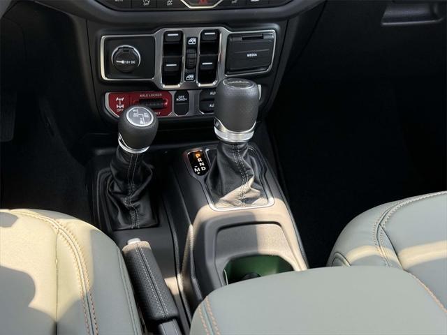 new 2025 Jeep Gladiator car, priced at $50,767